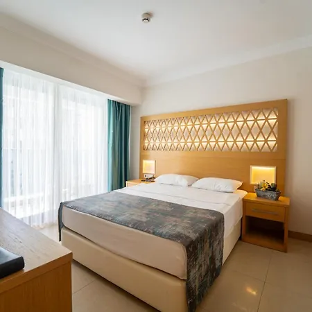 Aurasia Design 3* Мармарис