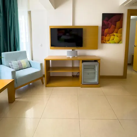 Aurasia Design Отель 3*