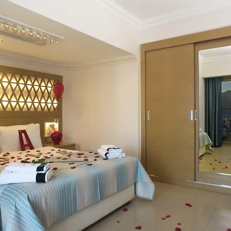 Aurasia Design Отель