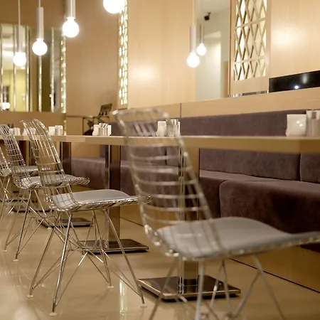 酒店 Aurasia Design 3*