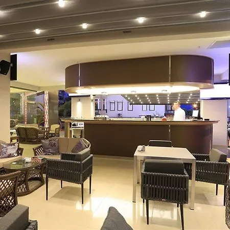 Otel Aurasia Design 3*