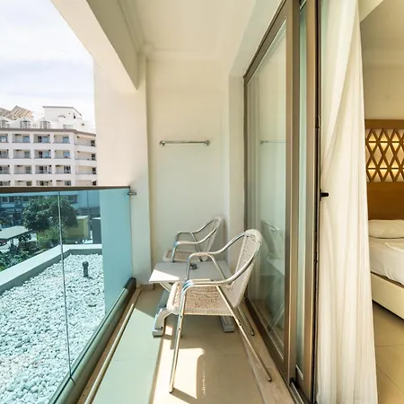 Hotel Aurasia Design